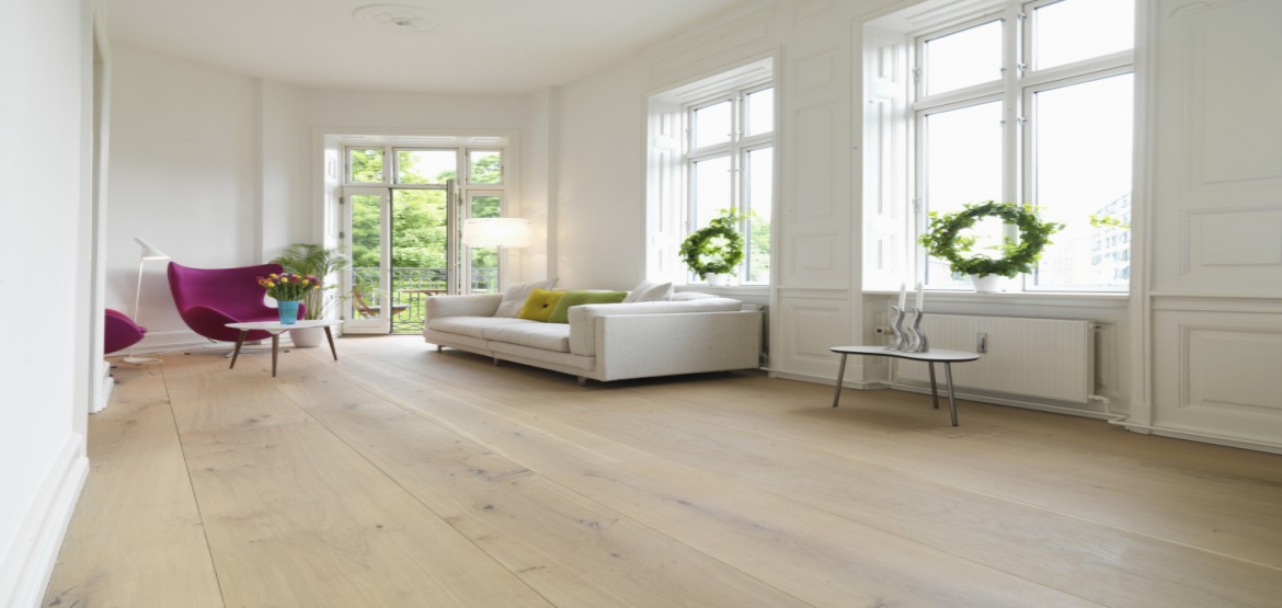 massief eiken vloer, eikenhouten planken, vloer Parketvloeren-houten vloeren, ontwerp installatie.