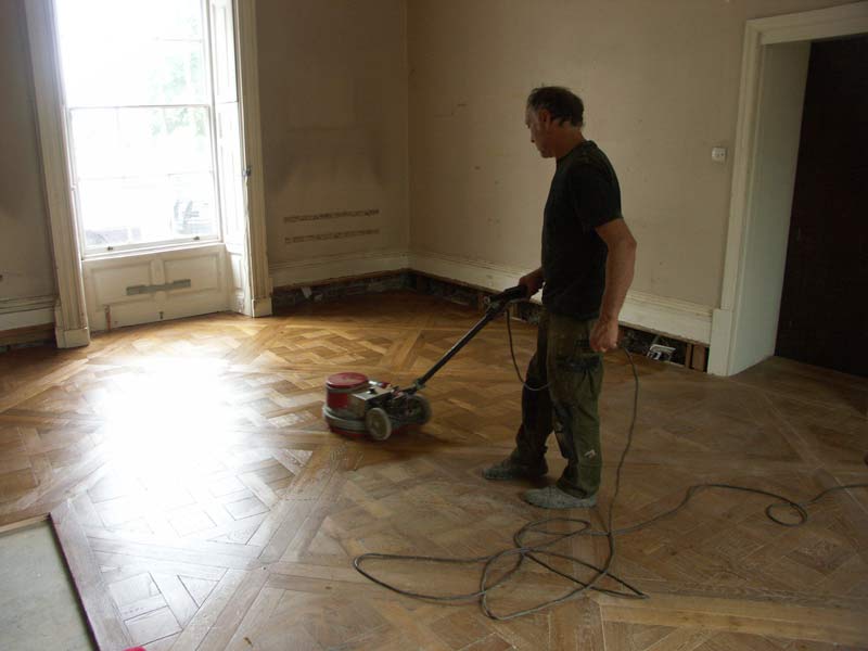 parquet-versailles-1125839052.jpg